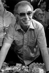 Отрывок из книги Деса Уилсона &laquo;Призраки за покерным столом&raquo;