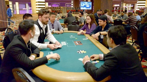 Что случилось с фризаутами на покерных турнирах