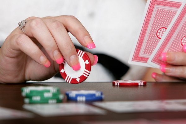 Стратегия игры в покер коротким стеком