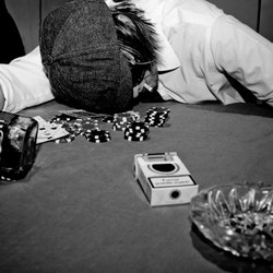 Триггеры тильта игроков в покер