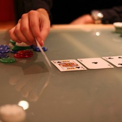 Причины для рейза в покере