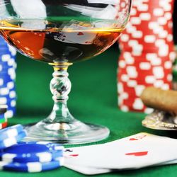 Насколько пагубны для покера алкоголь и наркотики