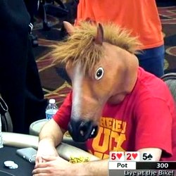 Stickyrice знает лучший способ скрыть свои эмоции