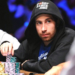 Джонатан Дюамель