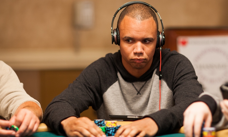 Корт Мелби выиграл у Айви 621 000$