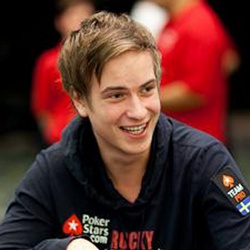 Виктор Блум выиграл за прошедшие выходные 900 000$