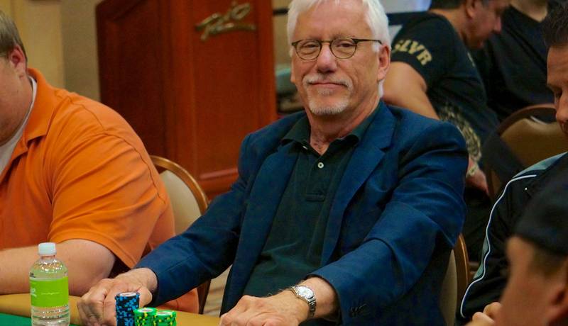 Сюрпризы от Вудса, Фама и Хельмута на WSOP