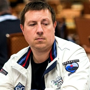 Шараськин и Щемелев в топе чипкаунта Omaha Hi-Lo 8 or Better Mix за 1 500$